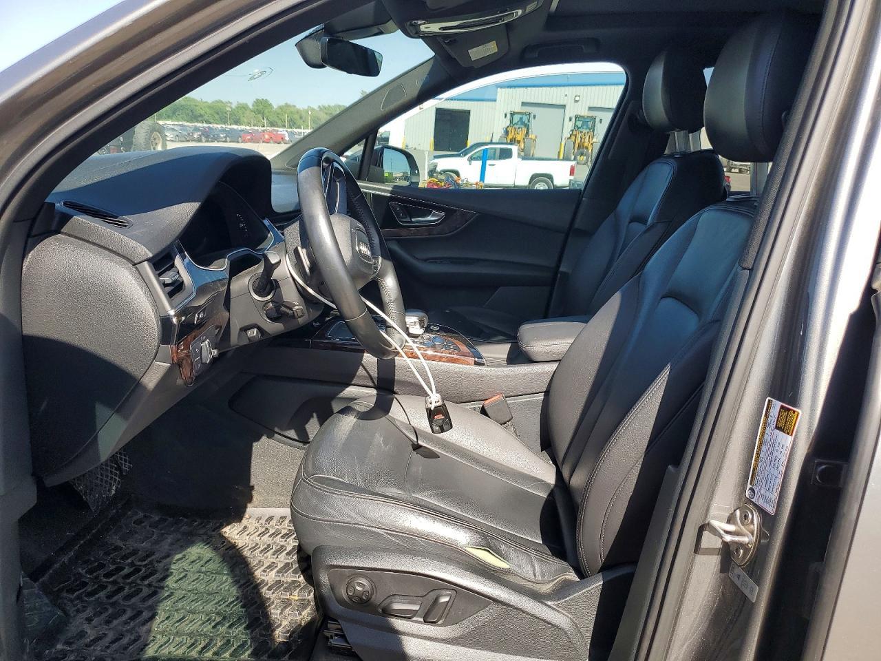 2017 Audi Q7 Premium Plus - Image 7