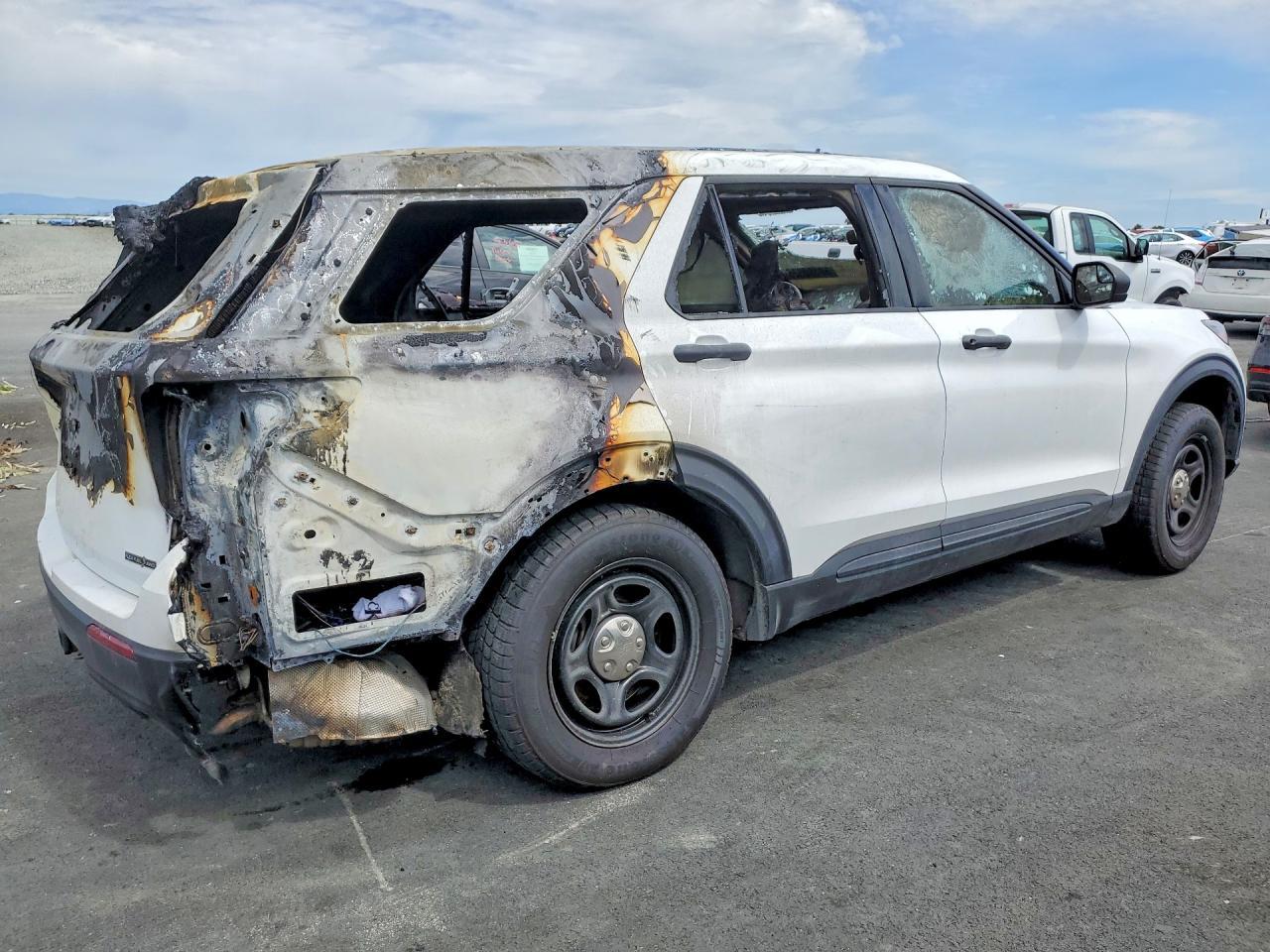 2020 Ford Explorer Police Interceptor - Фото 3