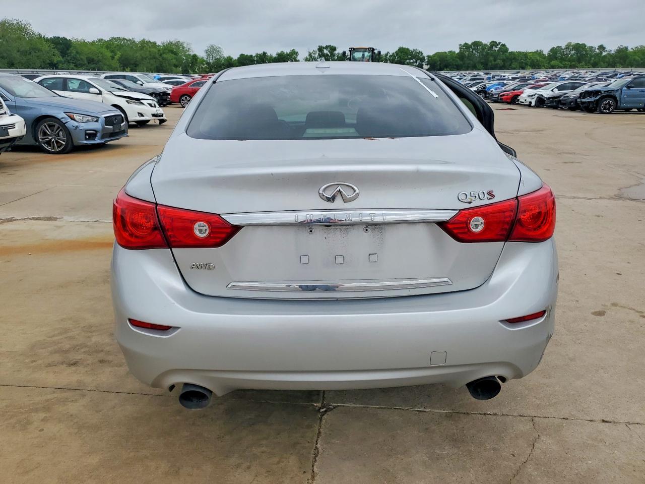 2015 Infiniti Q50 Base - Image 6