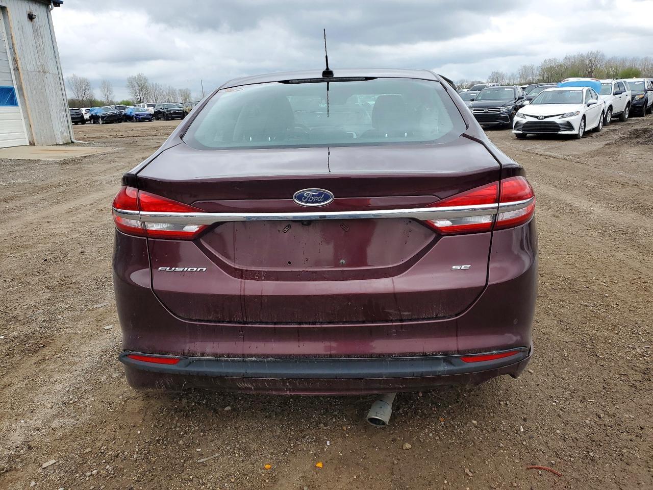 2017 Ford Fusion Se - Фото 6