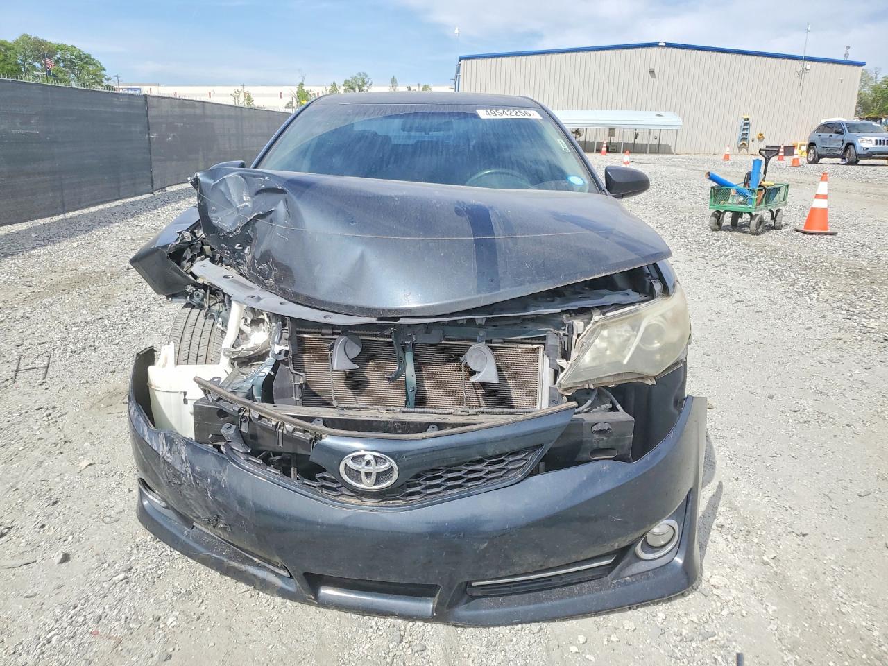 2014 Toyota Camry Se - Фото 5