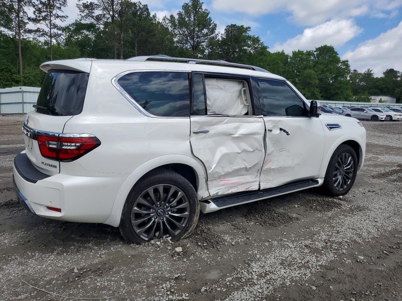 2023 Nissan Armada Platinum - Image 3