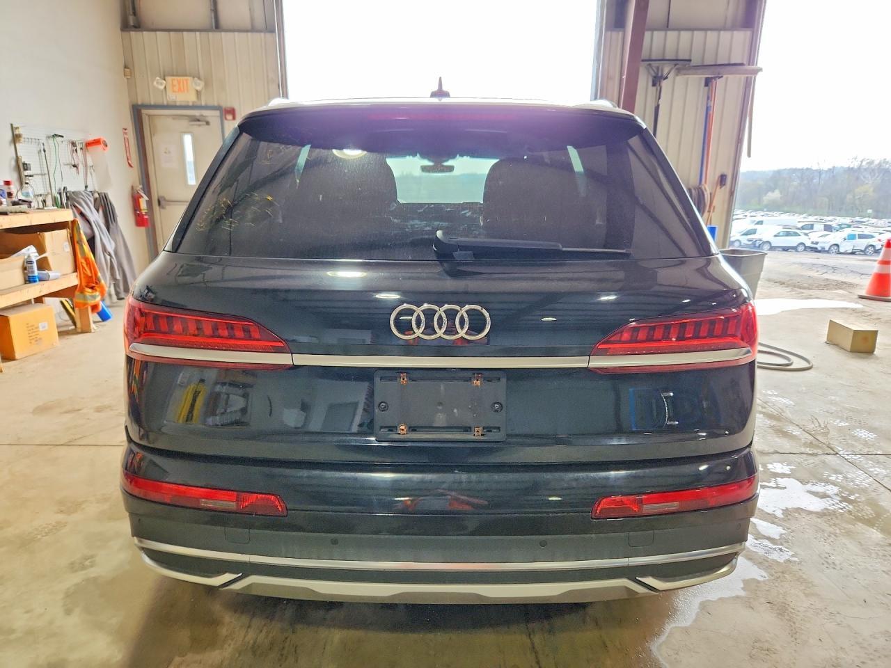 2021 Audi Q7 Premium Plus - Фото 6