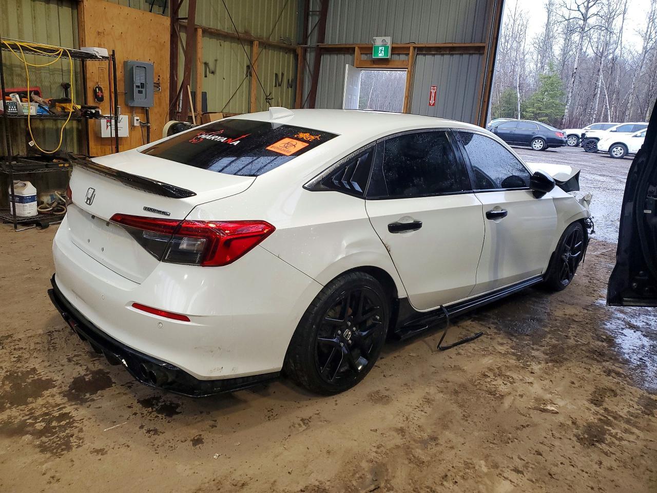 2022 Honda Civic Touring - Фото 3