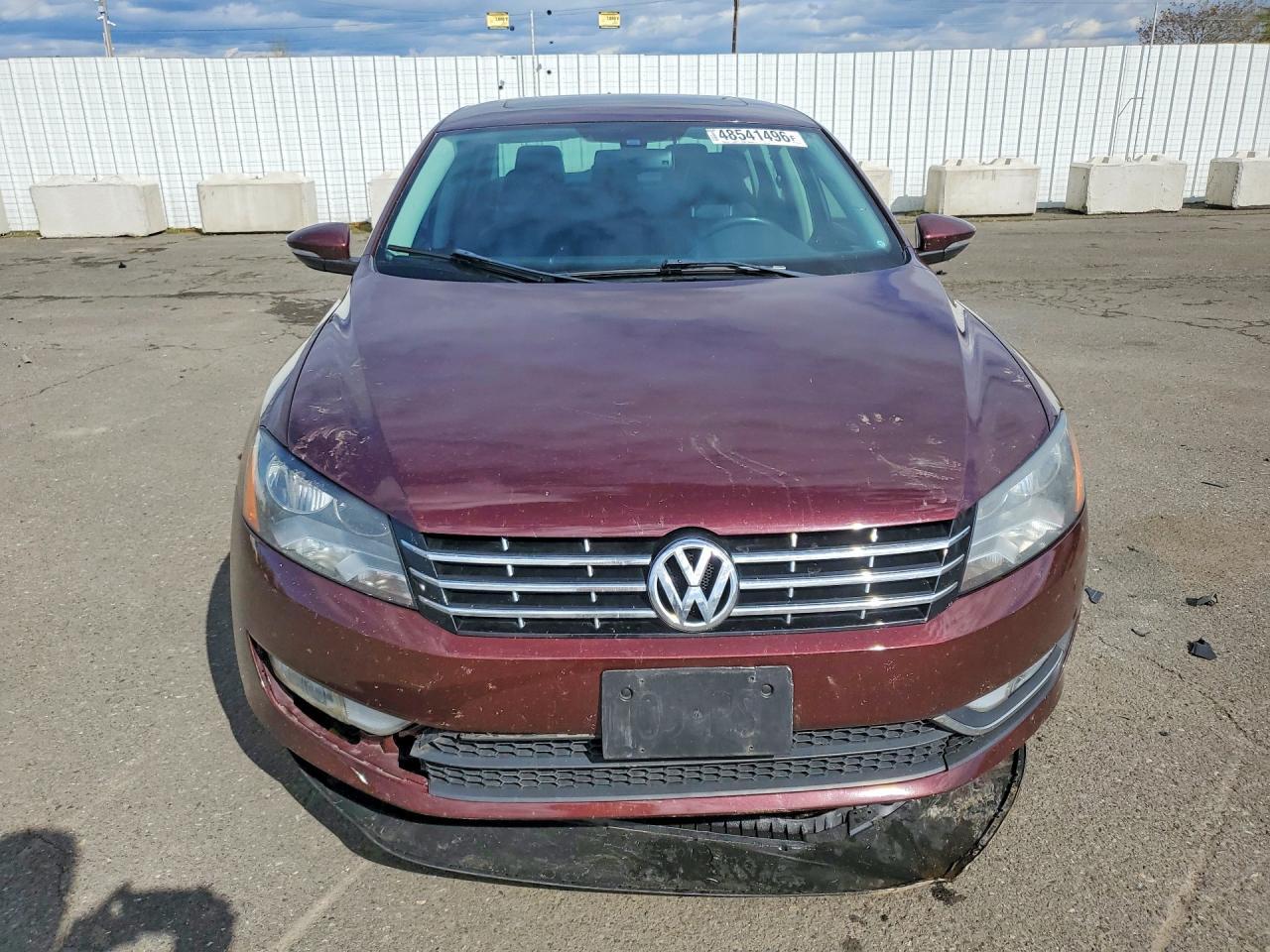 2012 Volkswagen Passat Sel - Image 5