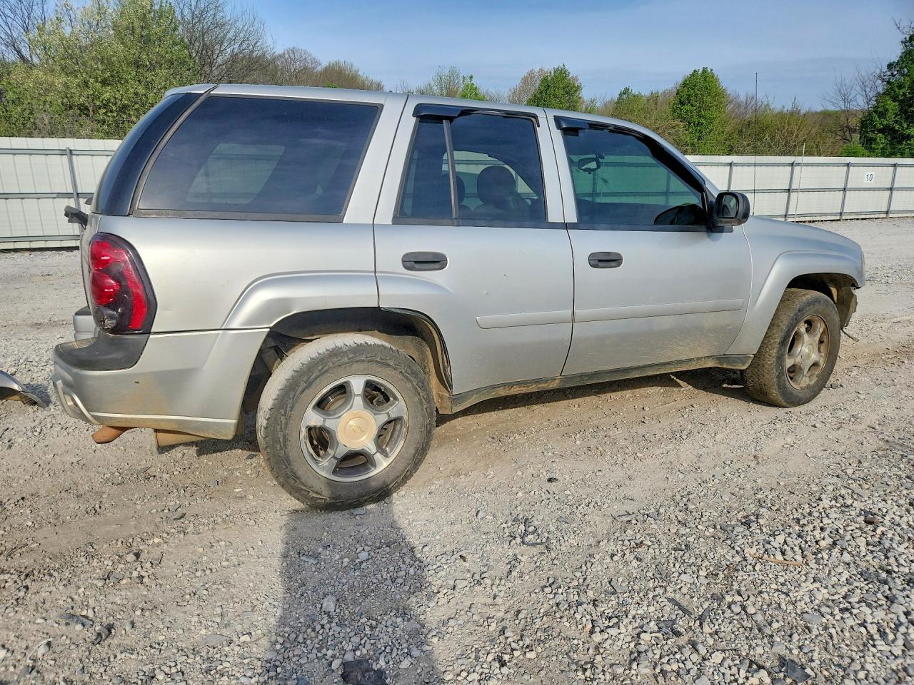 2008 Chevrolet Trailblazer Ls - Image 3