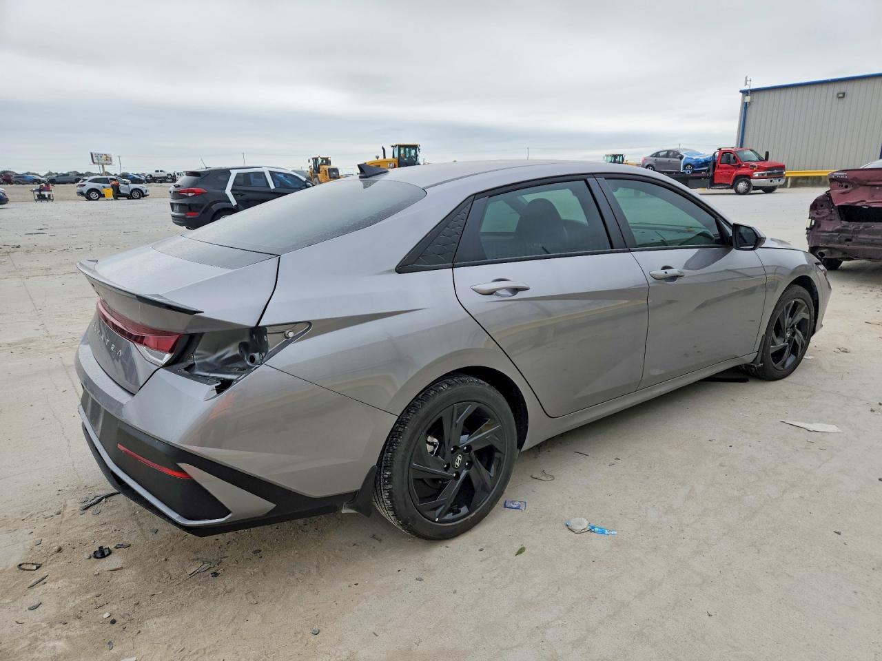 2026 Hyundai Elantra Sel Sport - Фото 3