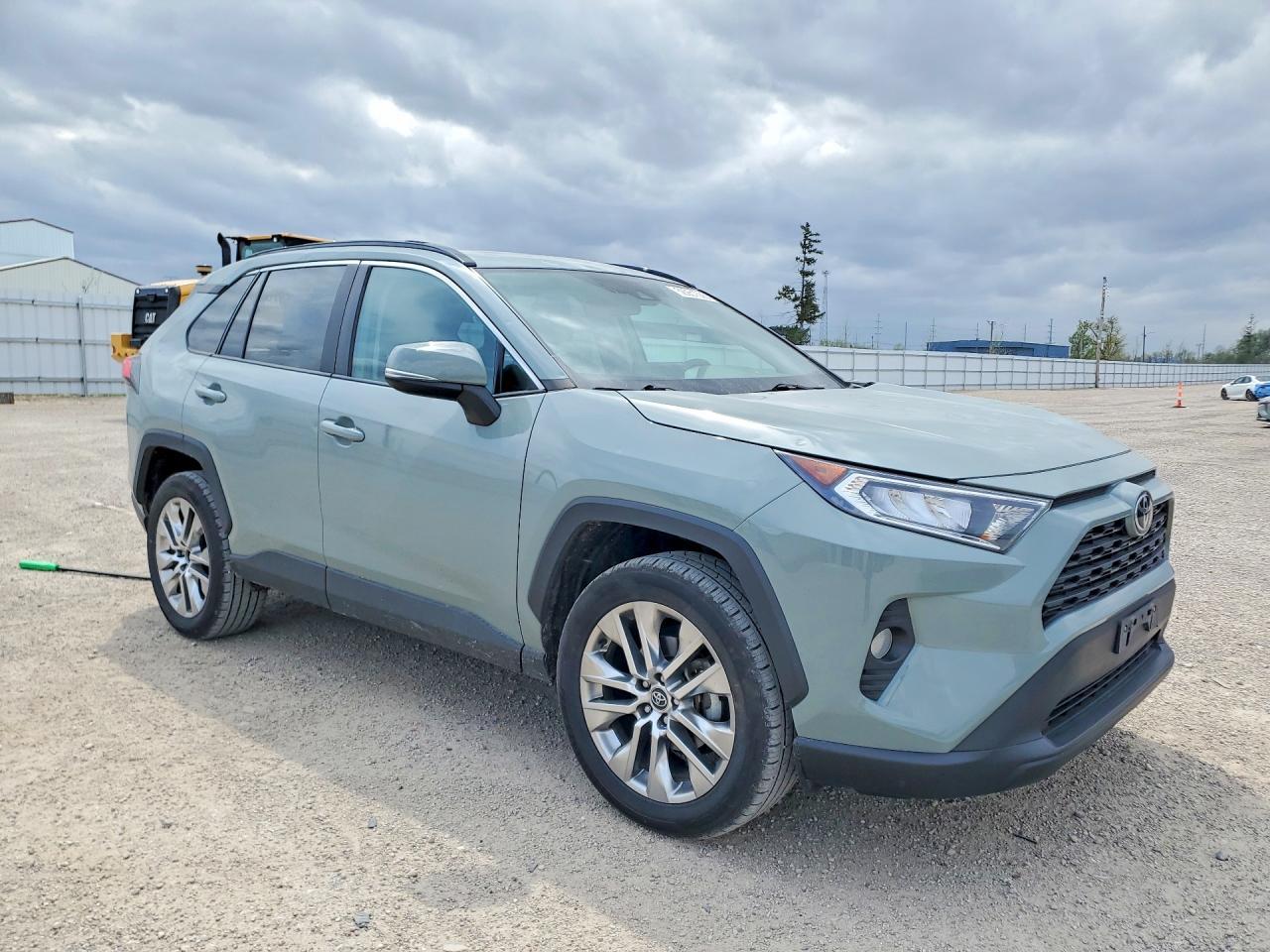 2020 Toyota Rav4 Xle Premium - Image 4