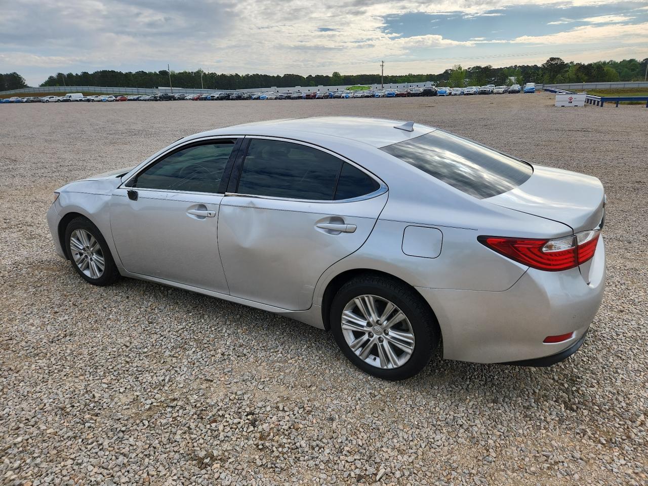 2013 Lexus Es 350 Base - Image 2