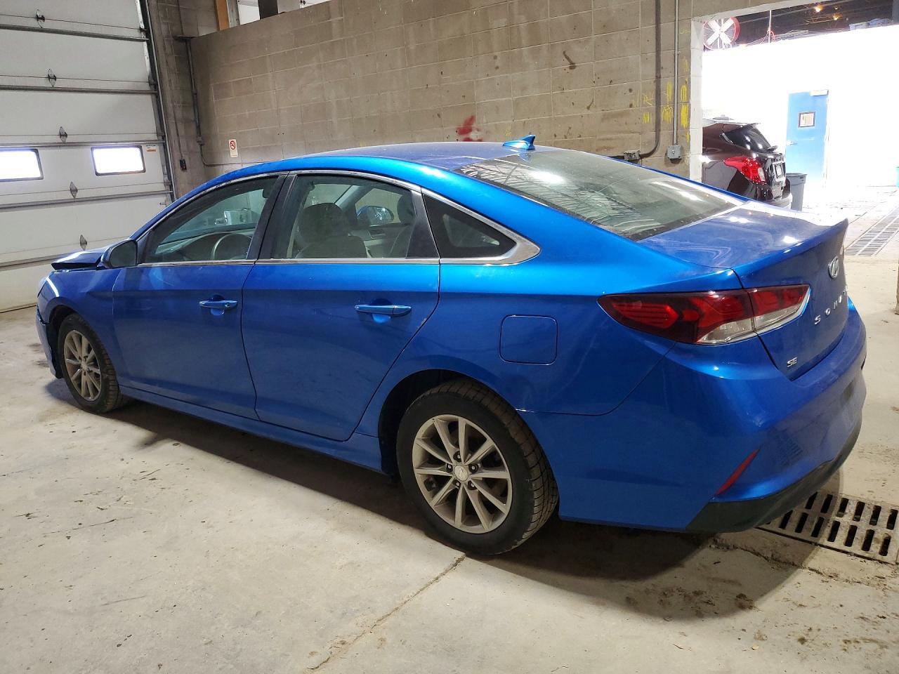 2019 Hyundai Sonata Se - Фото 2