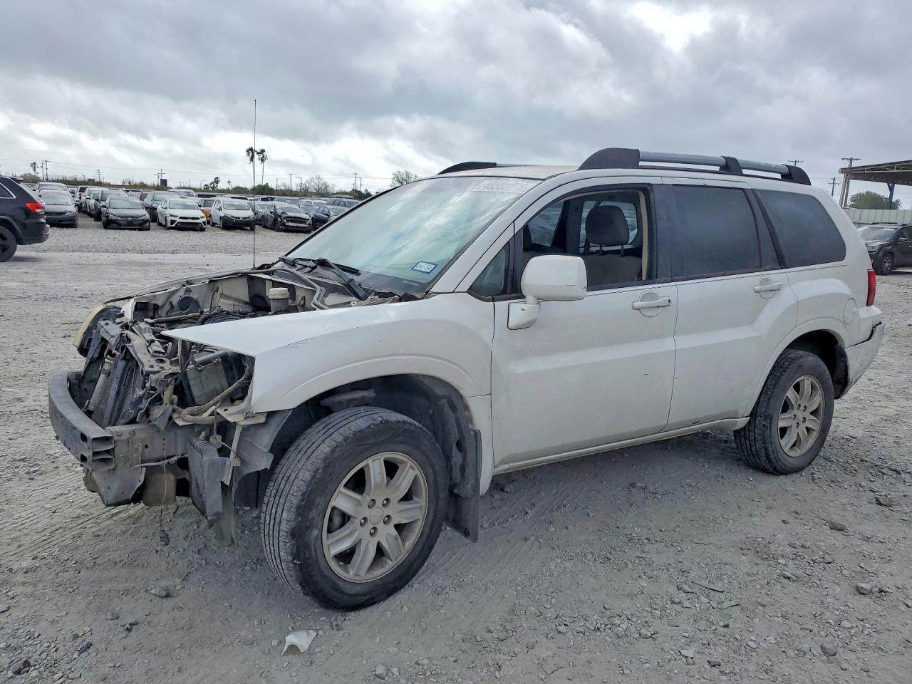 2010 Mitsubishi Endeavor Ls