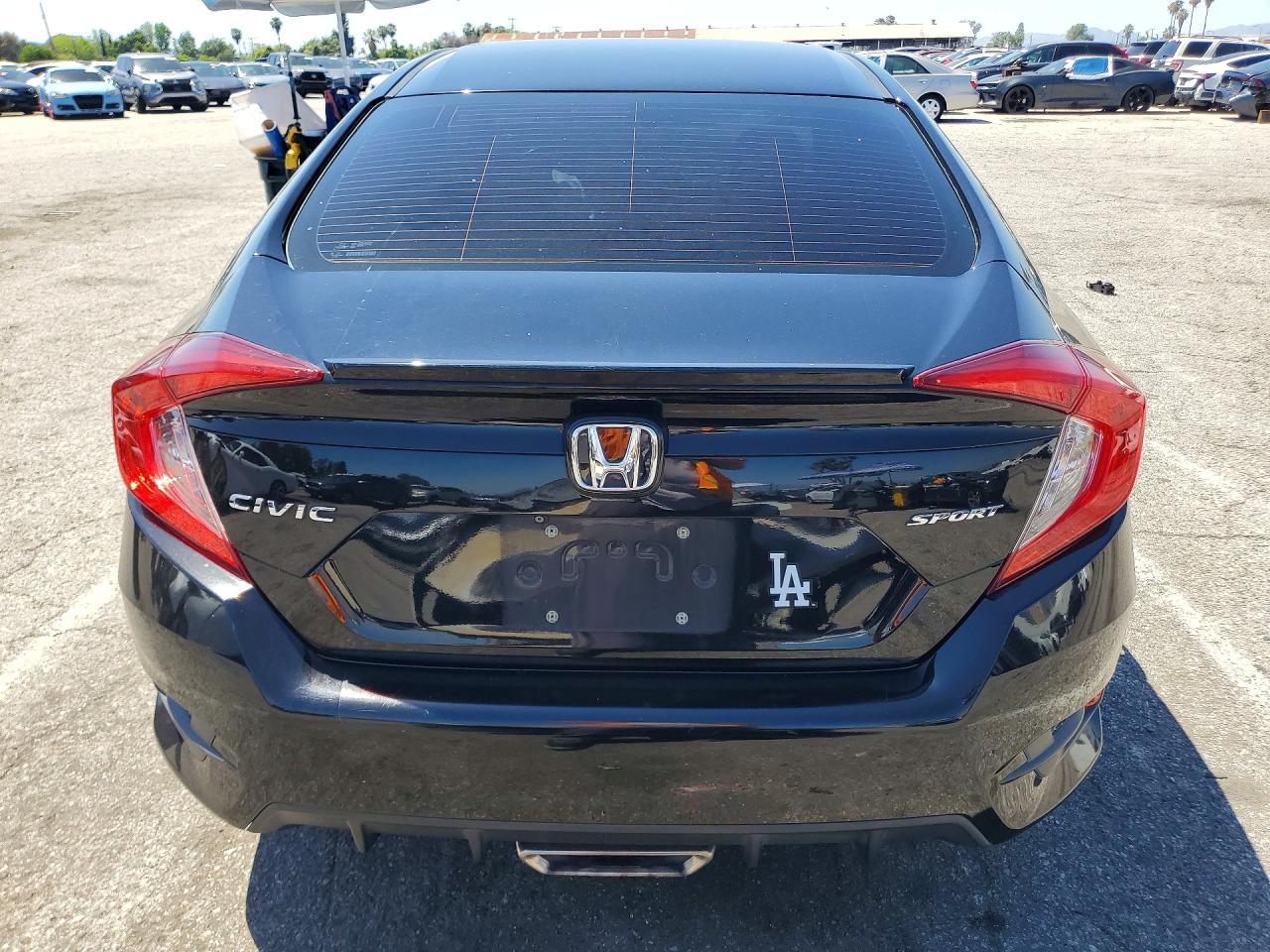 2019 Honda Civic Sport - Image 6