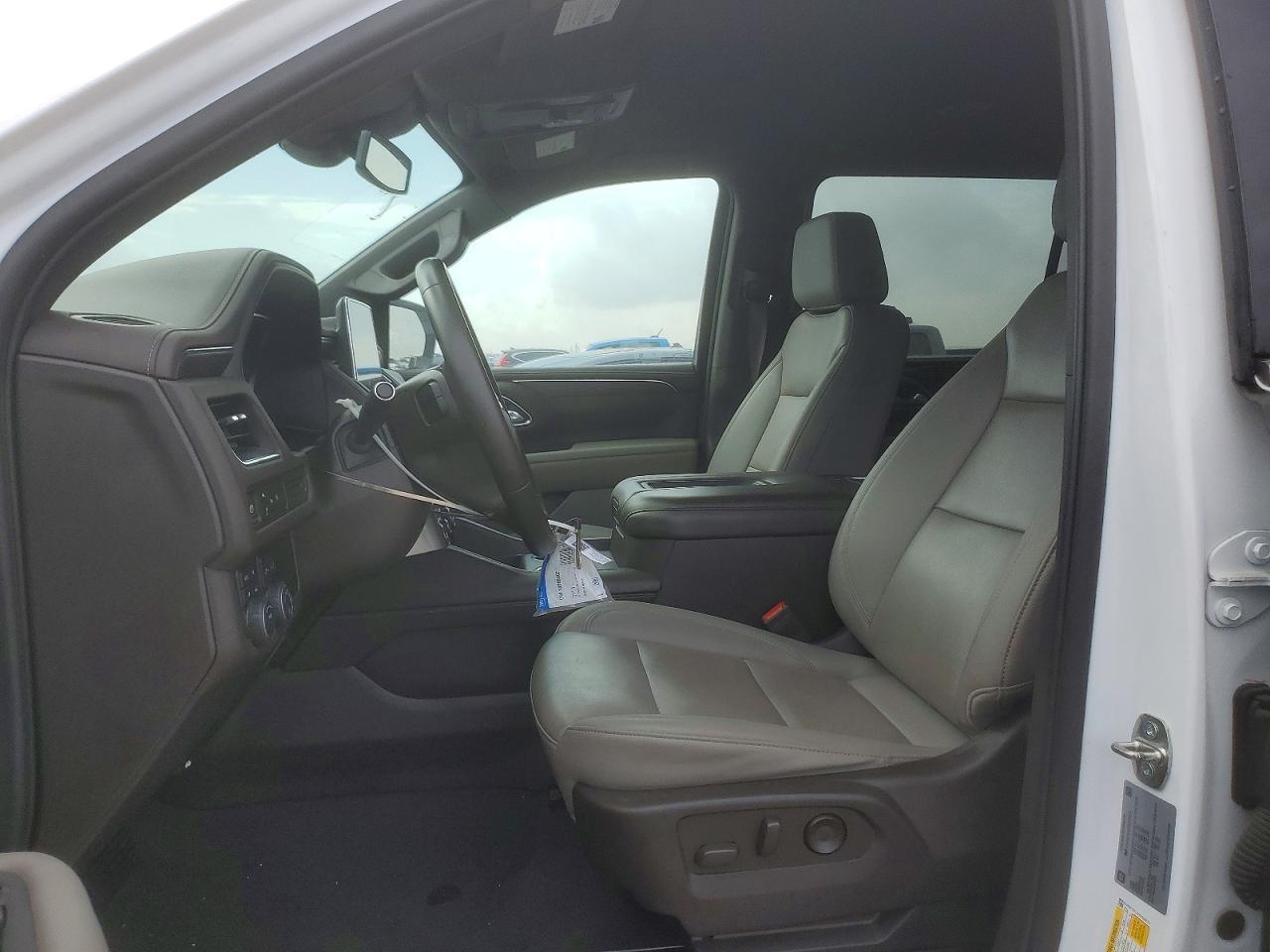 2024 Chevrolet Suburban K1500 Lt - Image 7