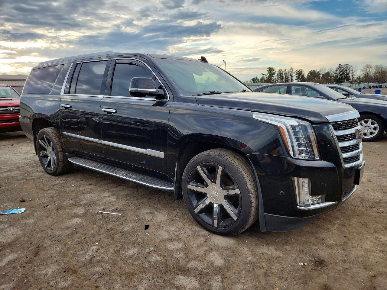 2019 Cadillac Escalade Esv Premium Luxury 4Wd - Image 4