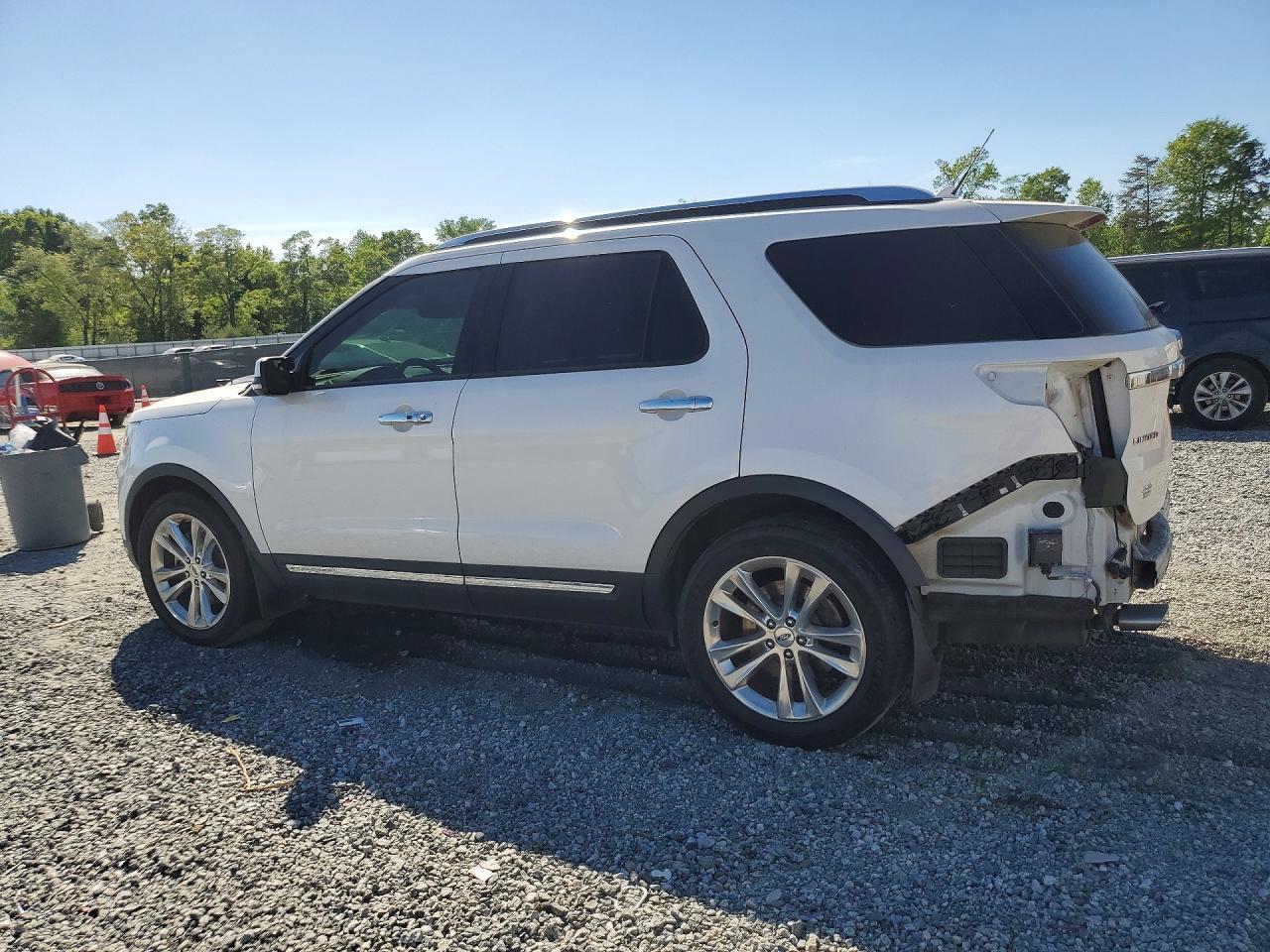 2019 Ford Explorer Limited - Image 2