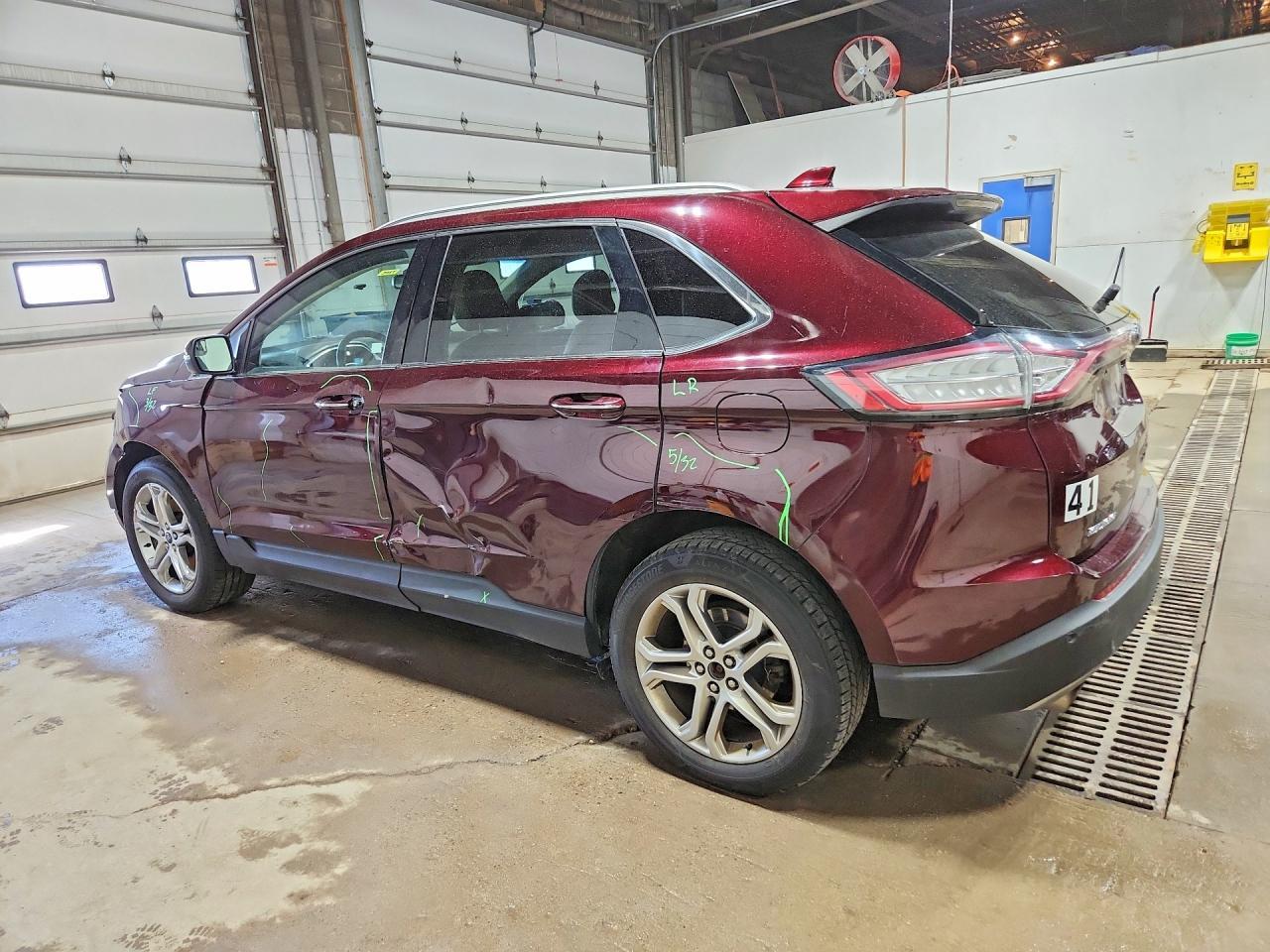 2018 Ford Edge Titanium - Image 2
