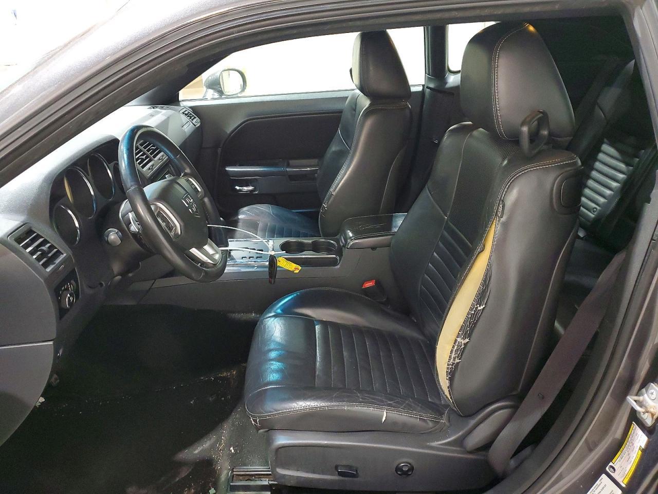 2014 Dodge Challenger Sxt - Image 7