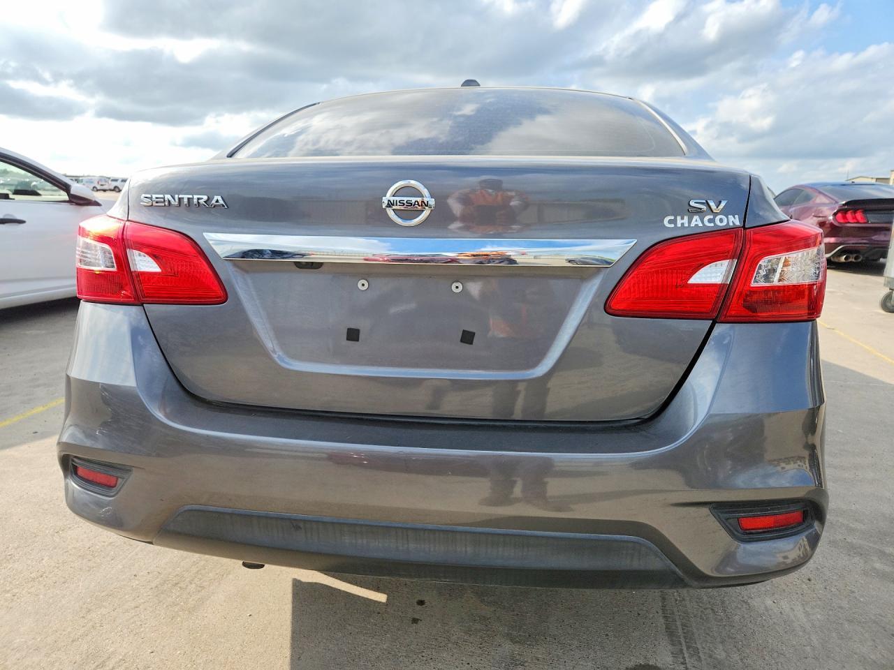 2019 Nissan Sentra - Фото 6