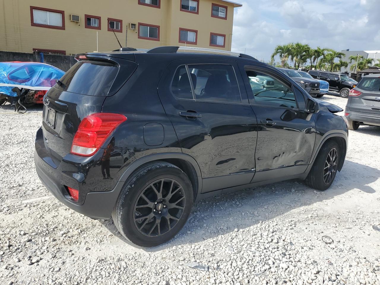 2021 Chevrolet Trax 1Lt - Image 3