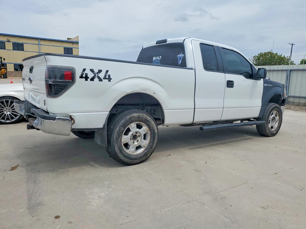 2010 Ford F150 Super Cab - Image 3