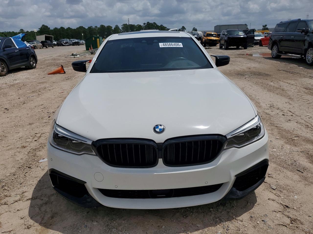 2020 BMW M550Xi - Image 5