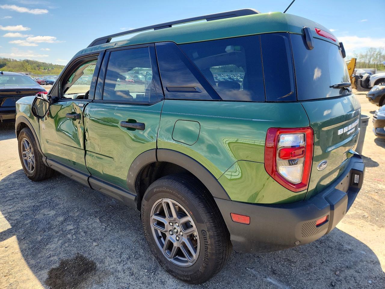 2025 Ford Bronco Sport Big Bend - Image 2