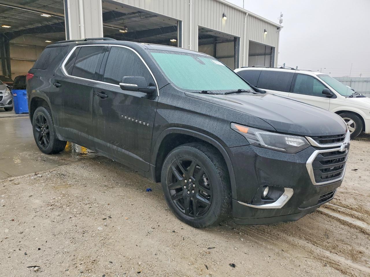 2021 Chevrolet Traverse Lt - Фото 4