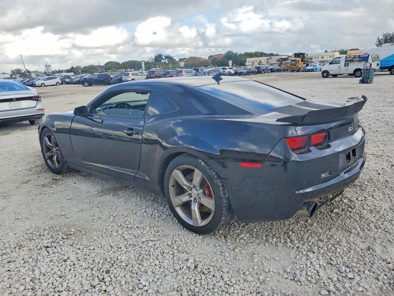 2012 Chevrolet Camaro 2Ss - Image 2