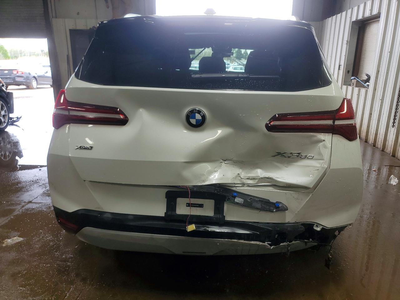 2025 BMW X3 30 xDrive - Image 6