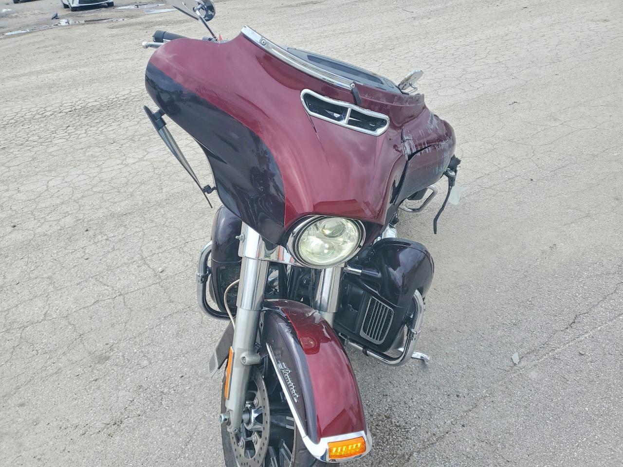 2014 Harley-Davidson Flhtk Electra Glide Ultra Limited - Image 2
