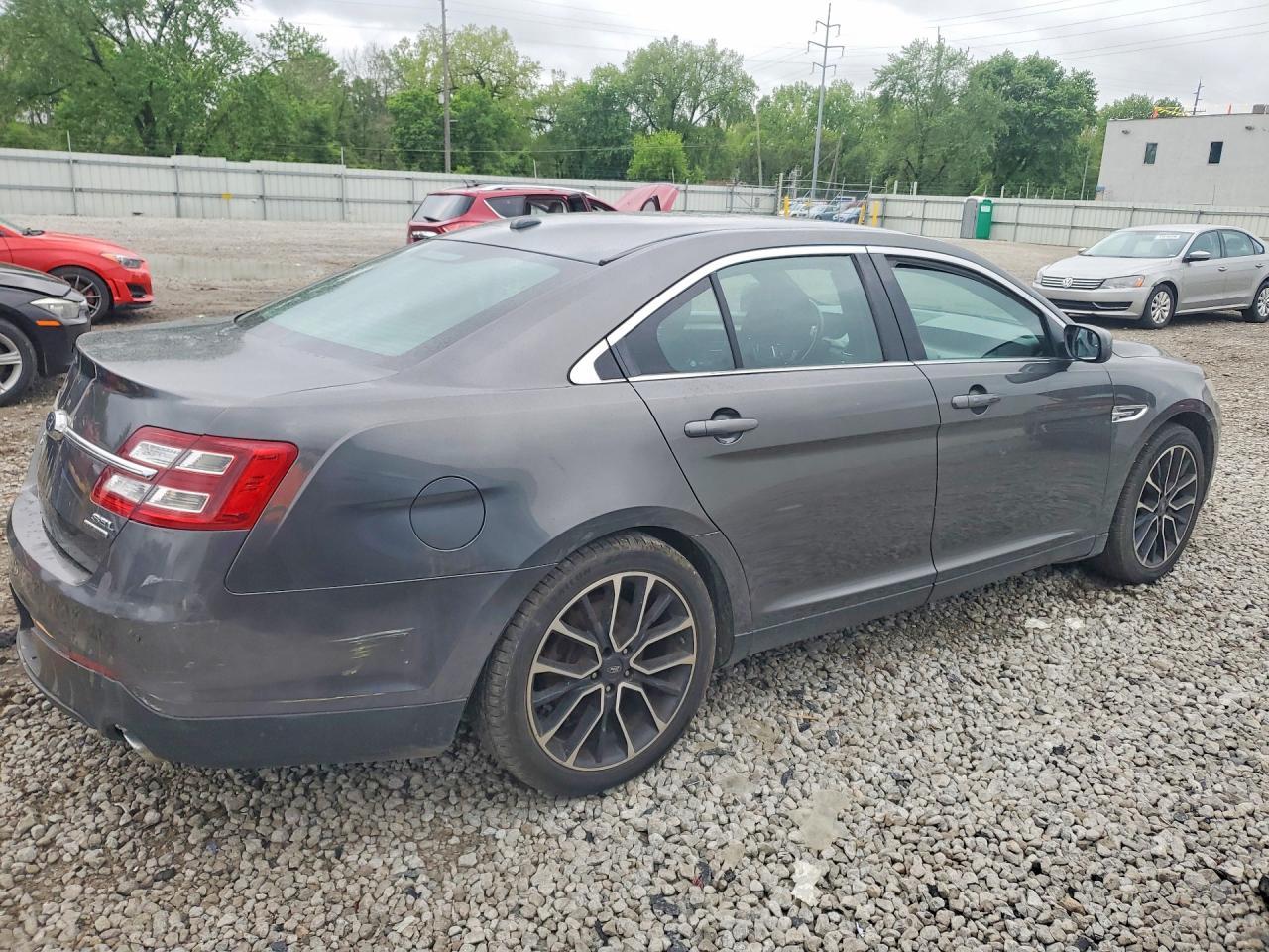 2017 Ford Taurus Sel - Фото 3