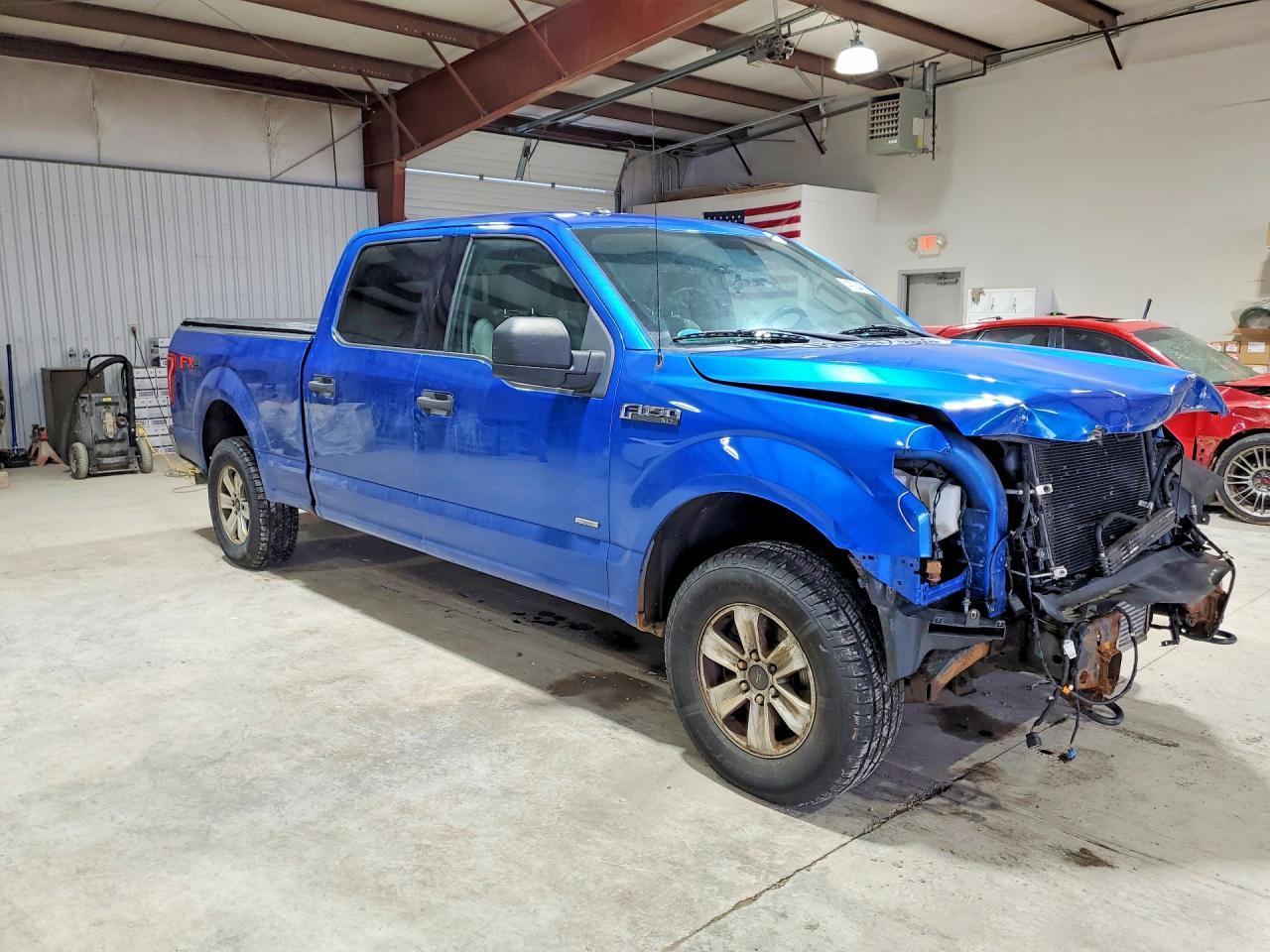 2016 Ford F150 Supercrew - Фото 4
