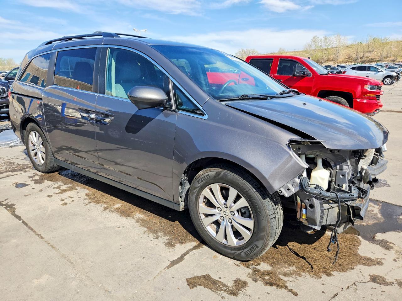 2015 Honda Odyssey Ex - Image 4