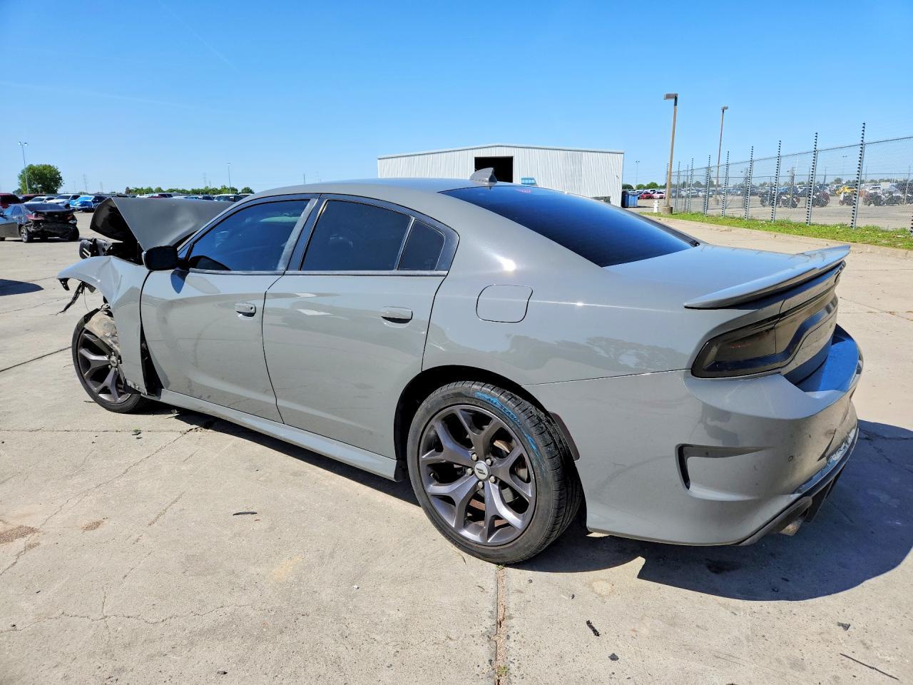 2019 Dodge Charger R - Фото 2