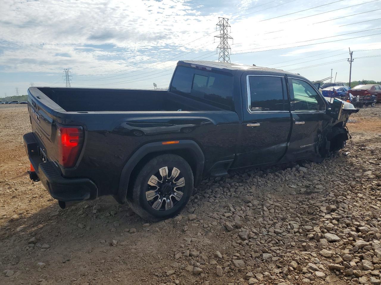 2024 GMC Sierra K2500 Denali - Image 3