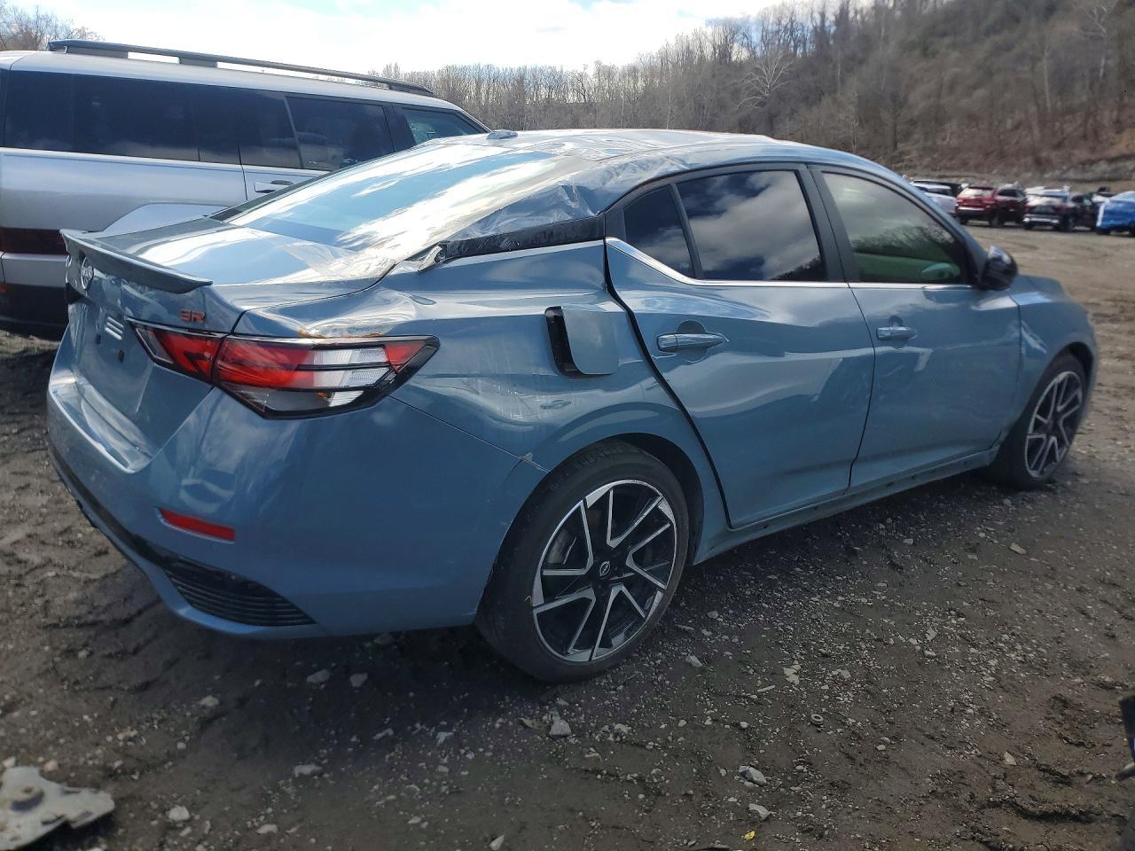 2025 Nissan Sentra Sr - Image 3