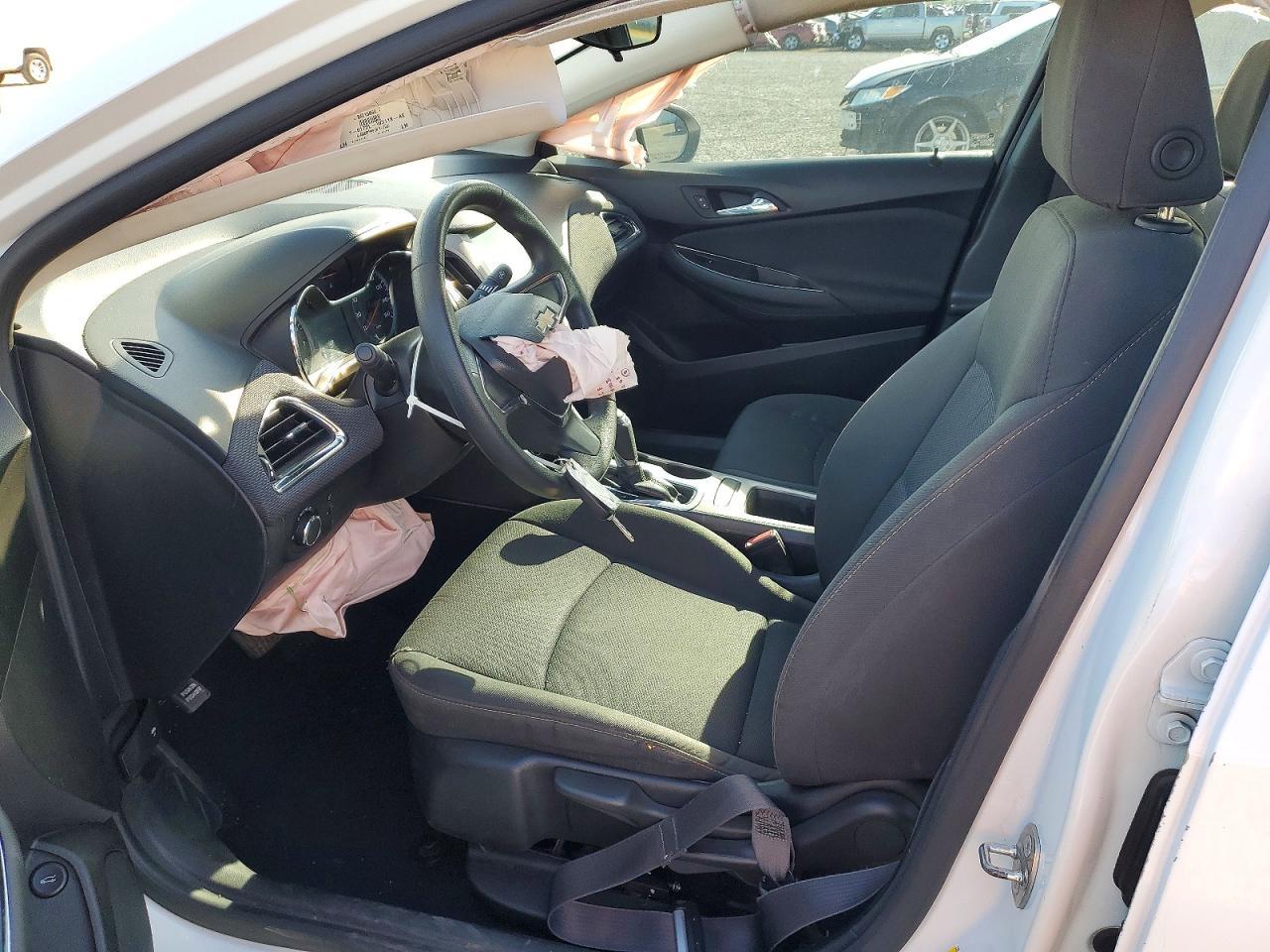2017 Chevrolet Cruze Ls - Фото 7
