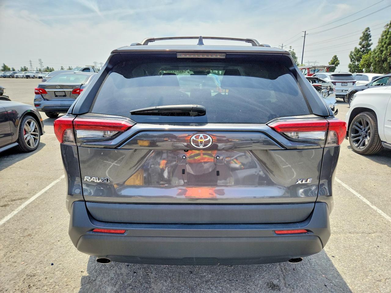 2023 Toyota Rav4 Xle - Фото 6