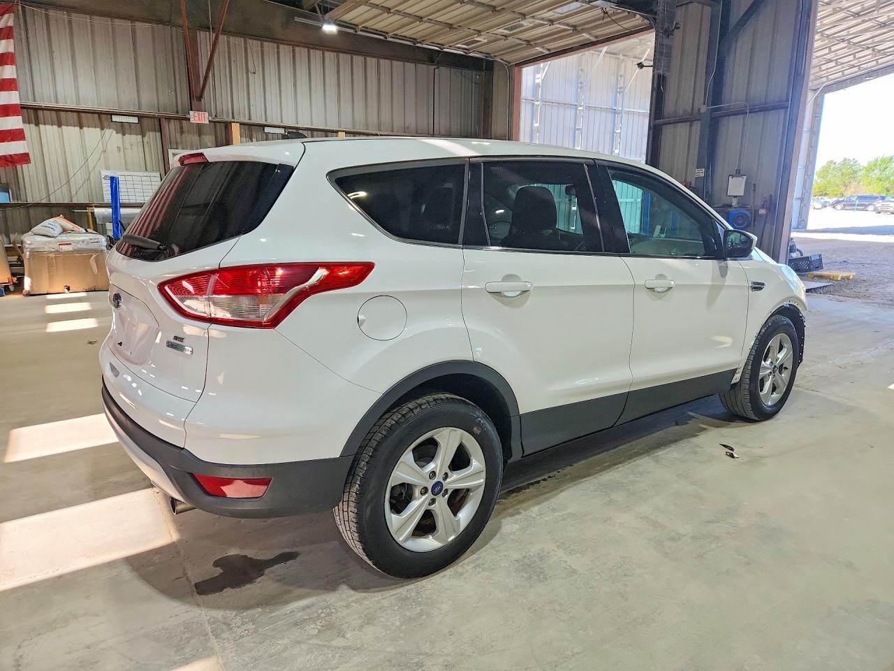 2013 Ford Escape Se - Фото 3