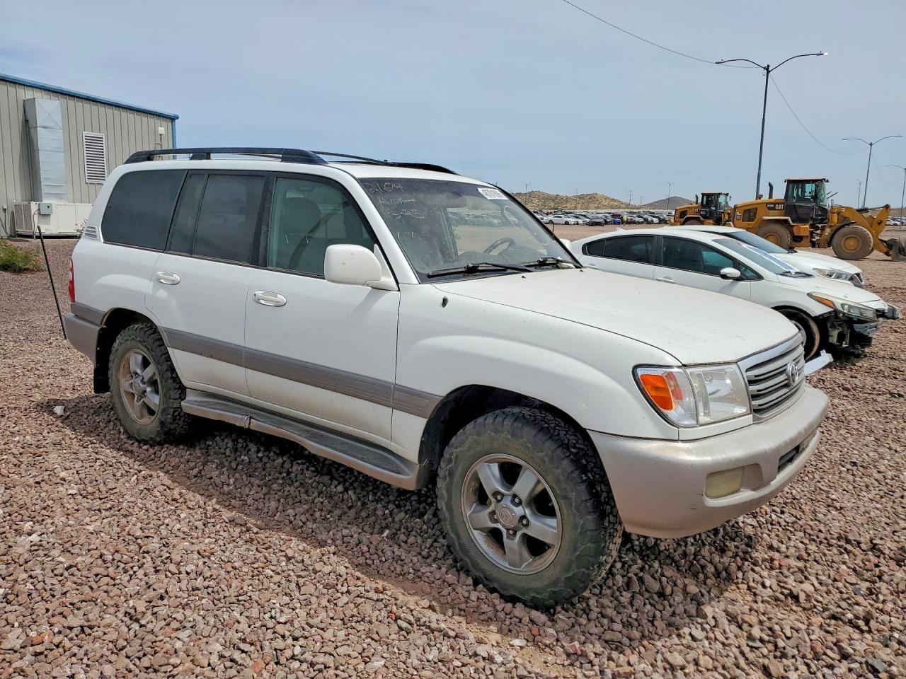 2005 Toyota Land Cruiser Base - Image 4