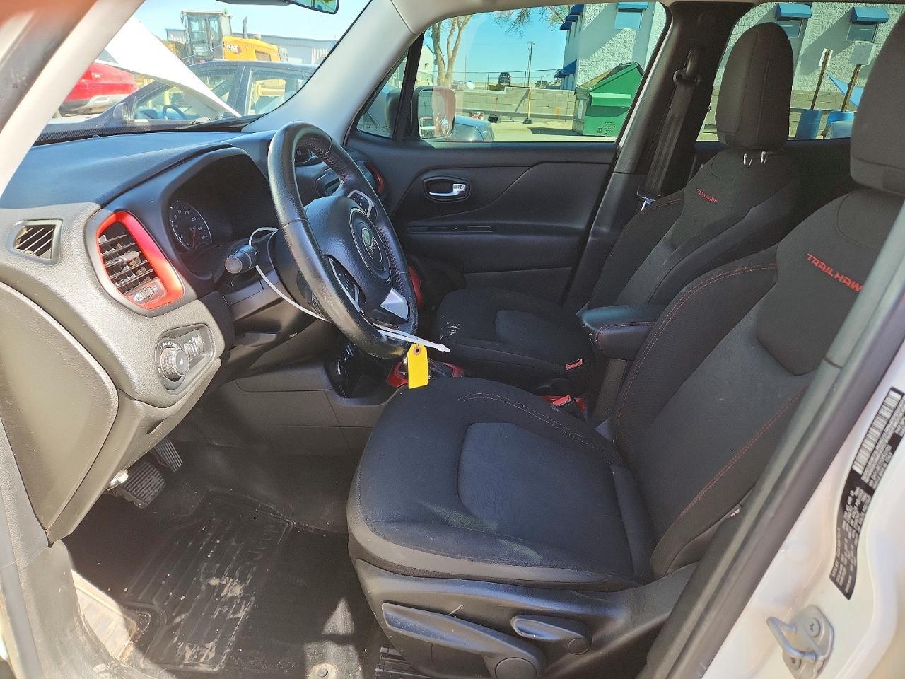 2016 Jeep Renegade Trailhawk - Фото 7