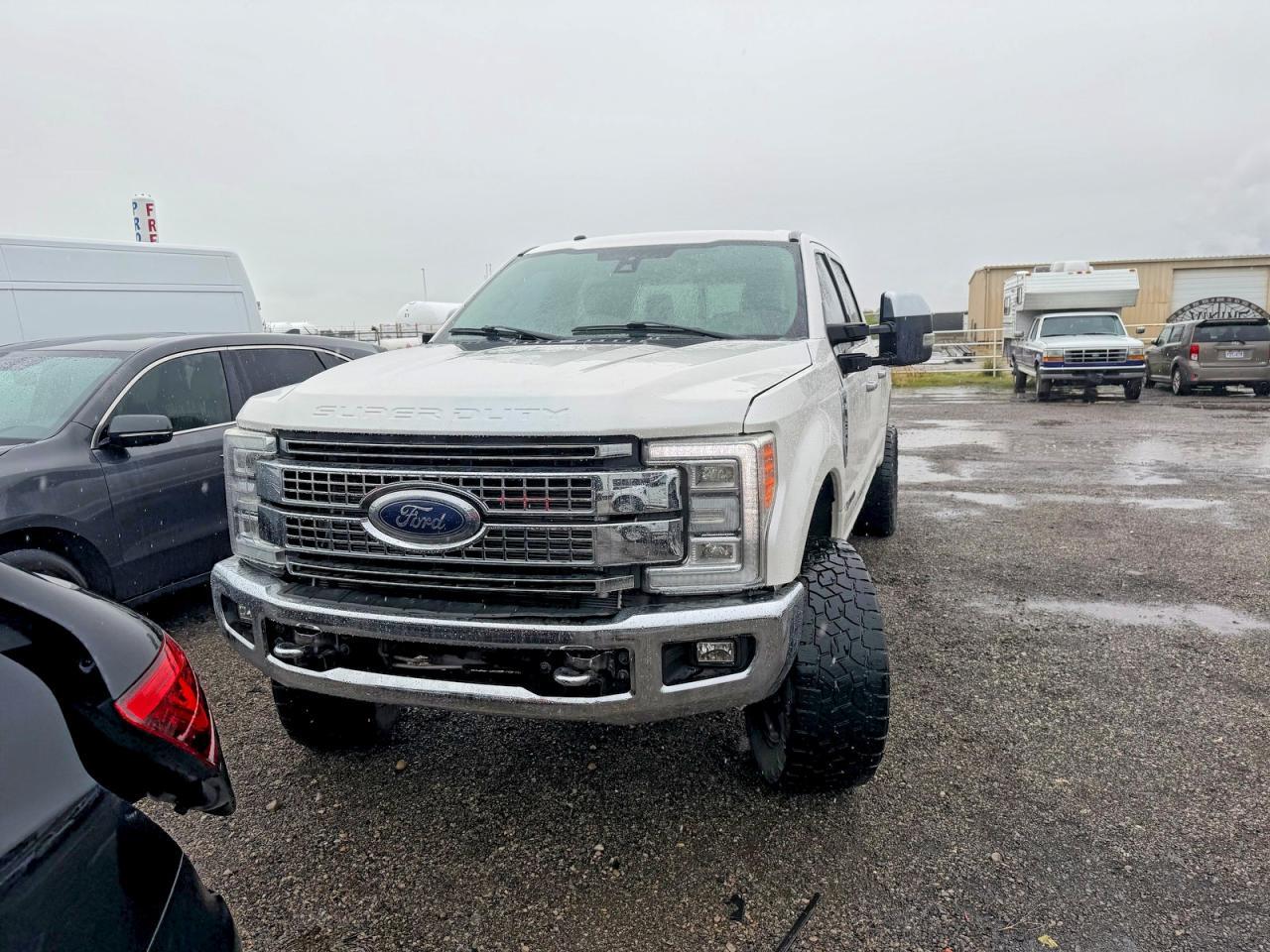 2017 Ford F250 Super Duty - Image 7