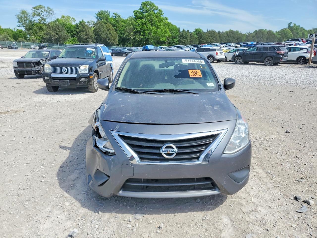2018 Nissan Versa S Plus - Фото 5