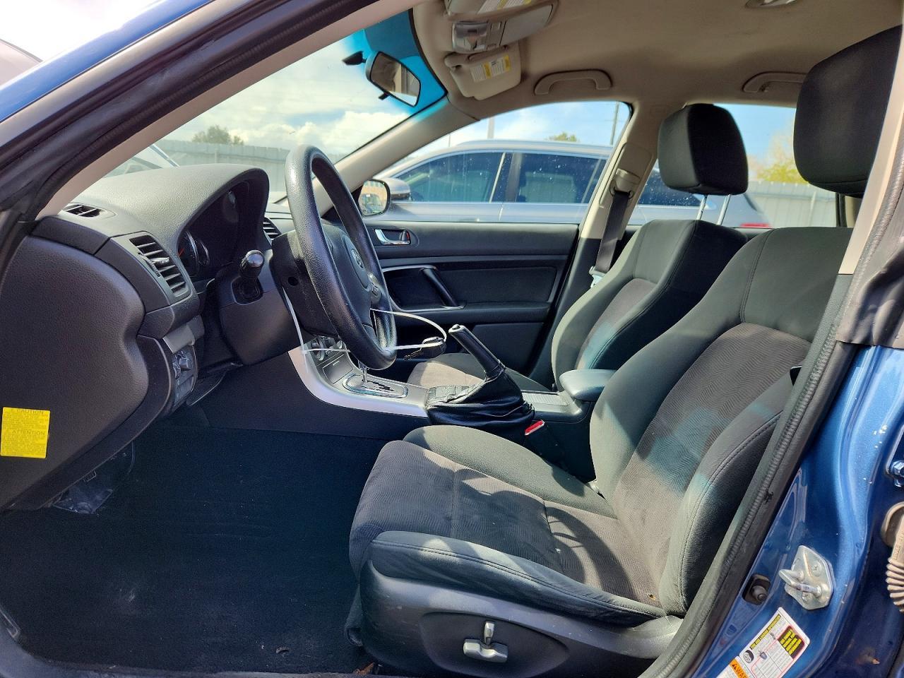 2008 Subaru Outback 2.5I - Image 7