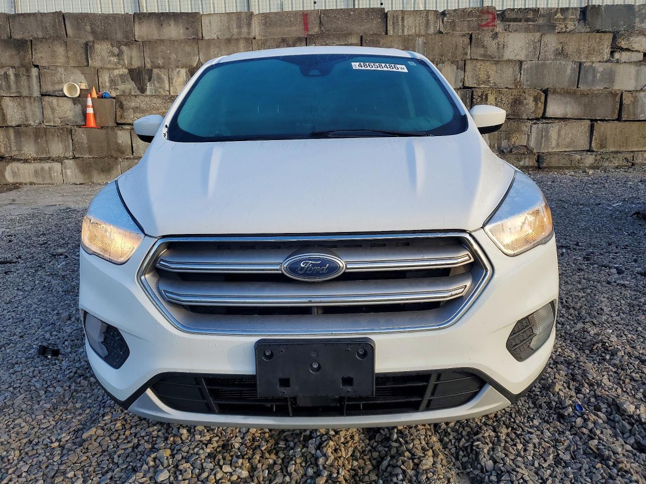 2019 Ford Escape Se - Фото 5