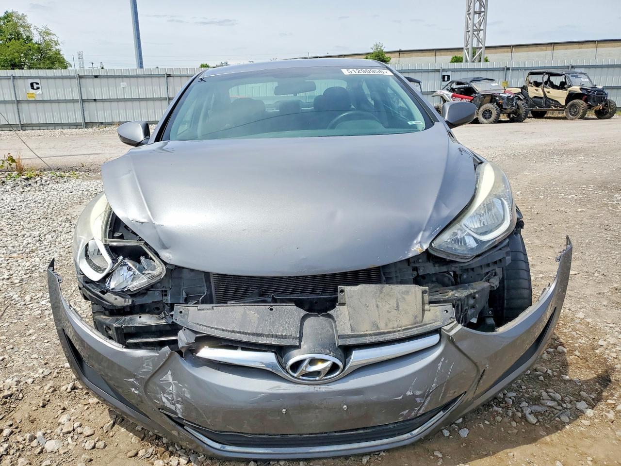2014 Hyundai Elantra - Фото 5