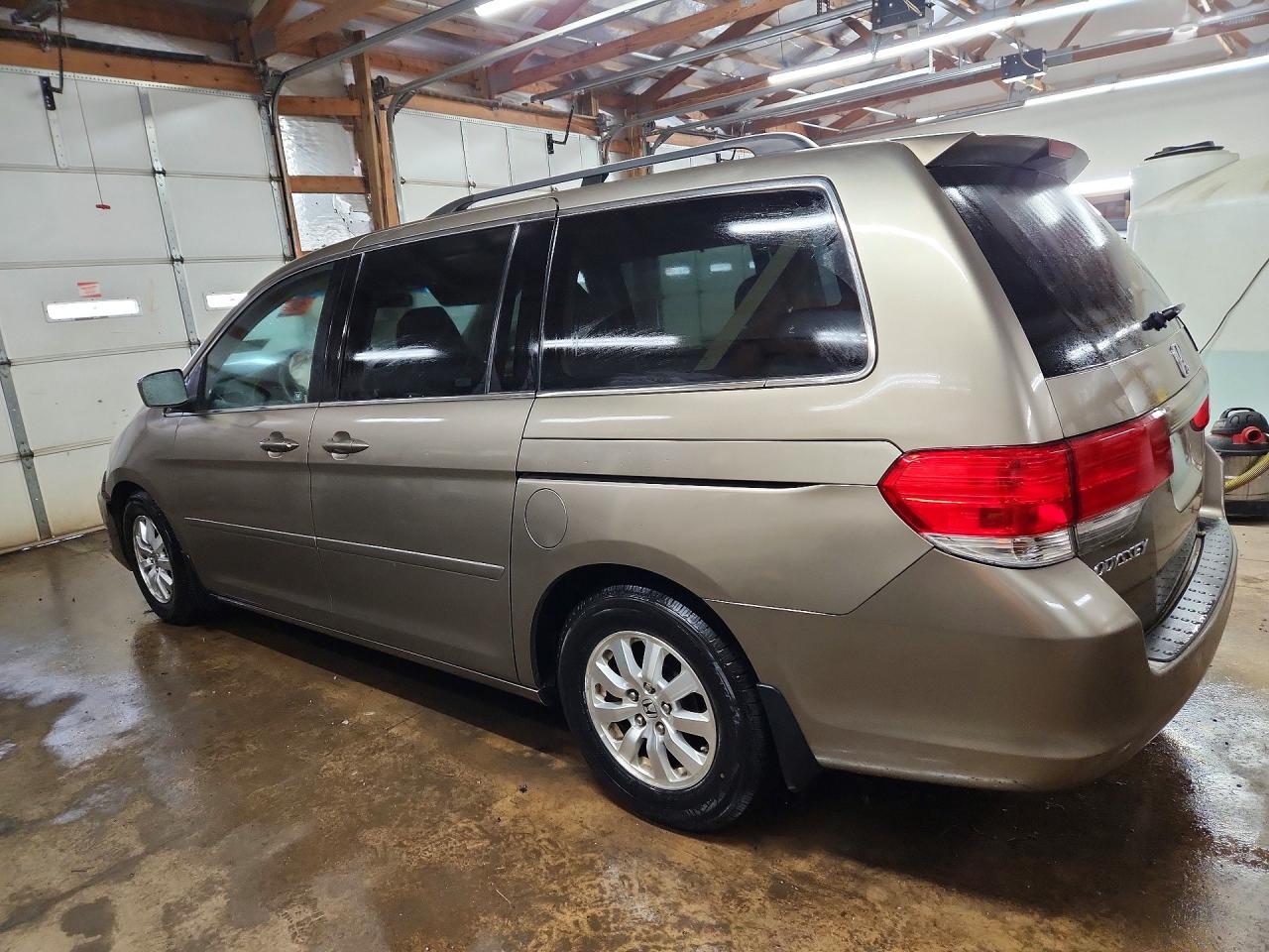 2009 Honda Odyssey Ex - Фото 2
