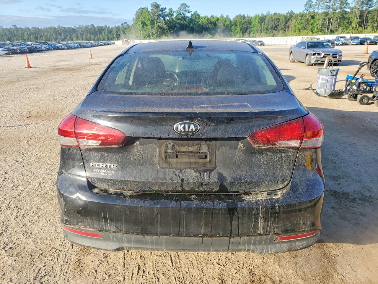 2017 Kia Forte Lx - Image 6
