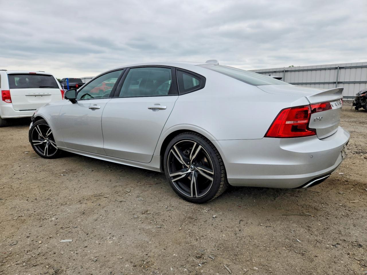 2020 Volvo S90 T6 Ocean Race - Image 2