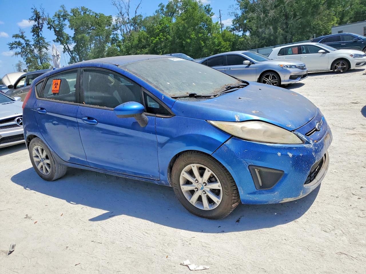 2011 Ford Fiesta Se - Фото 7
